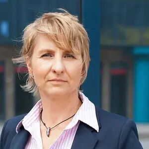 Porträtfoto von Isabell Mader